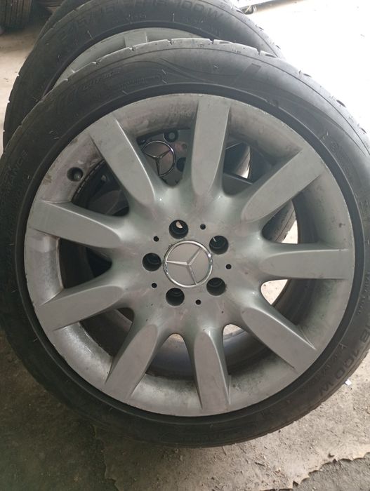 Гуми с джанти 18 цола Мерцедес