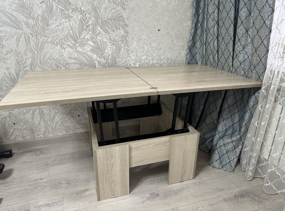 Стол трансформер в отличном состоянии