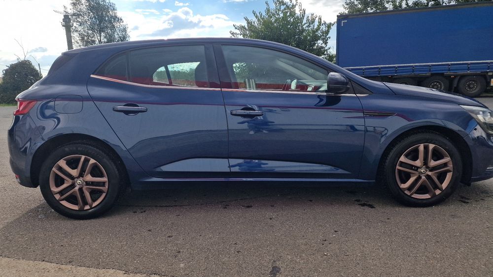 RENAULT Megane 2020 — imagine 4