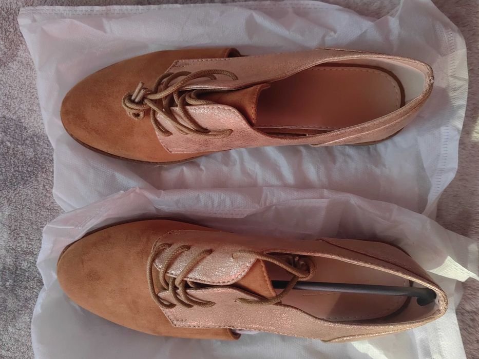 Дамски обувки 39 номер