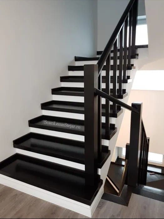 Scari din lemn stratificat