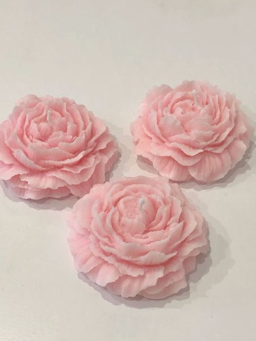 Свеча пион с ароматом