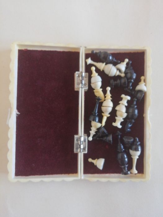 Шах - САМО по телефон!