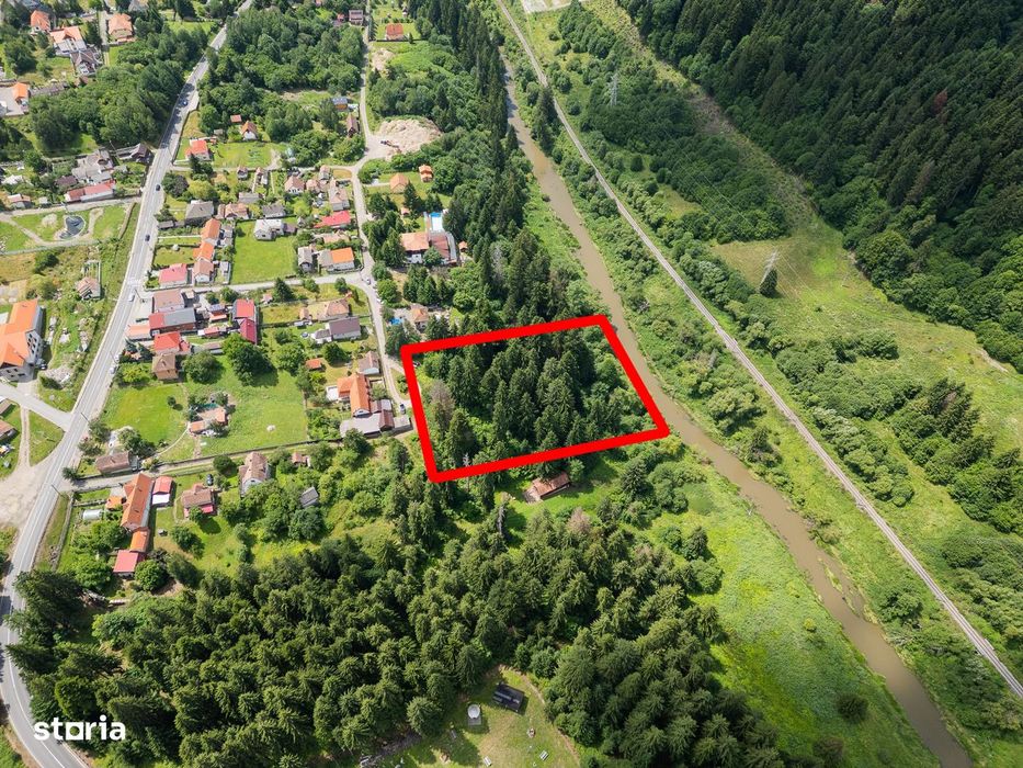 Teren intravilan de vânzare, 2635 mp