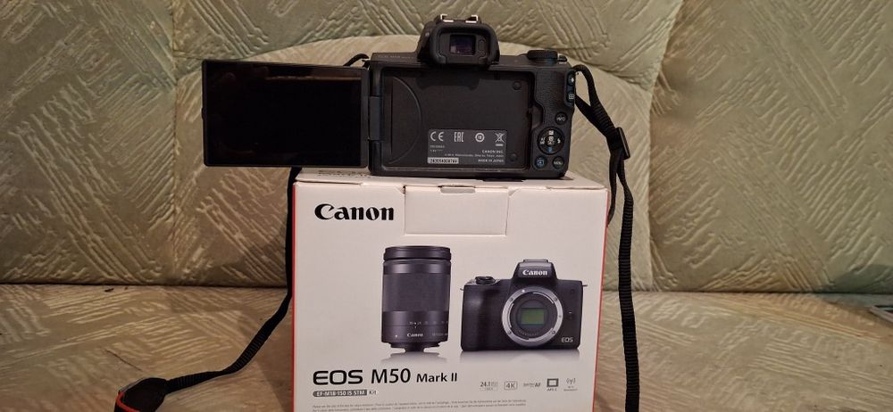 Canon eos m50 mark ii ef-m18-150.