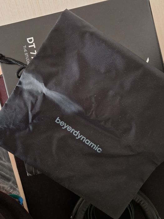 Студийни слушалки Beyerdynamic DT 770 PRO 80Ω