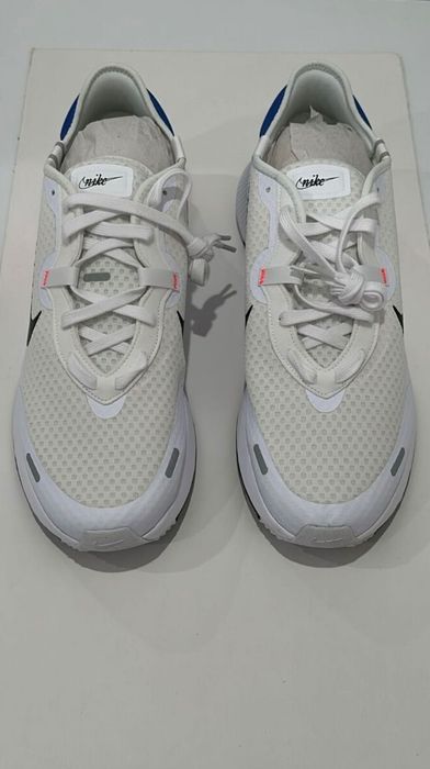 Унисекс бели сникърси/маратонки на NIKE