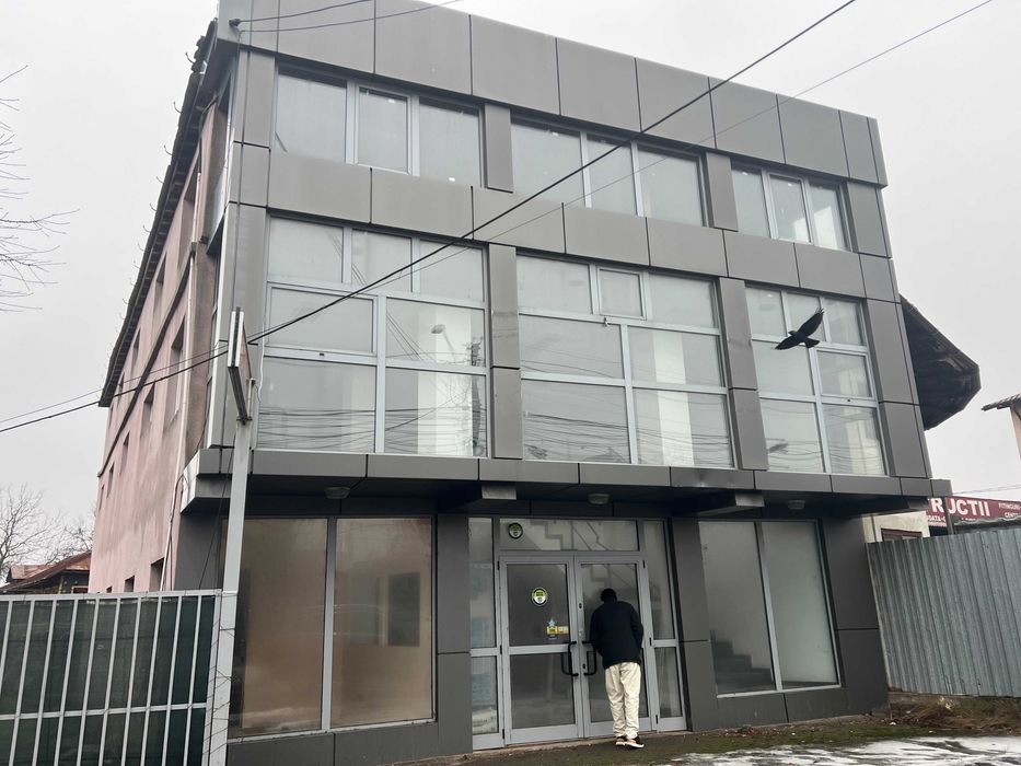 Spatiu comercial Gaesti