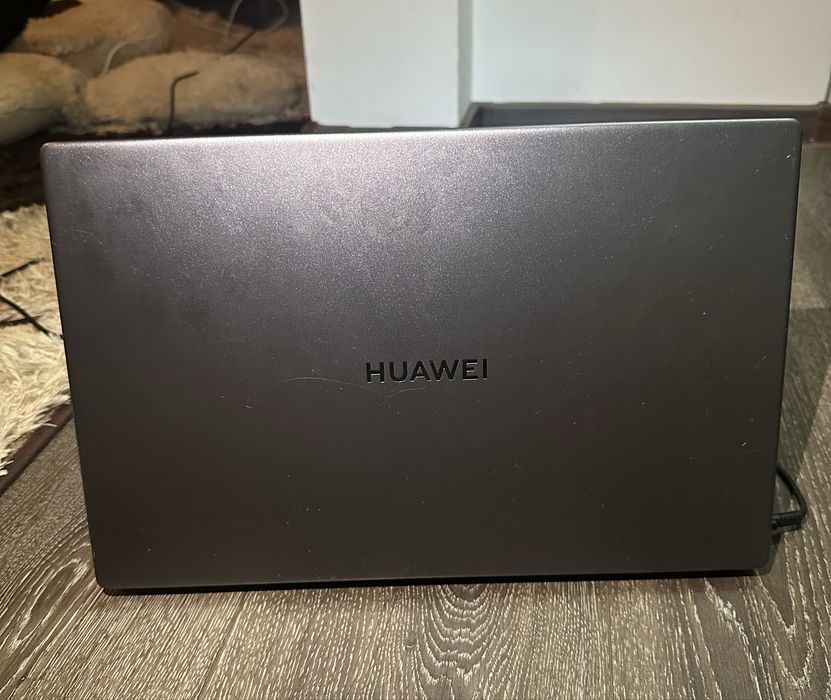Huawei MateBook D15 – Ryzen 5 3500U / 8GB RAM / SSD 256GB