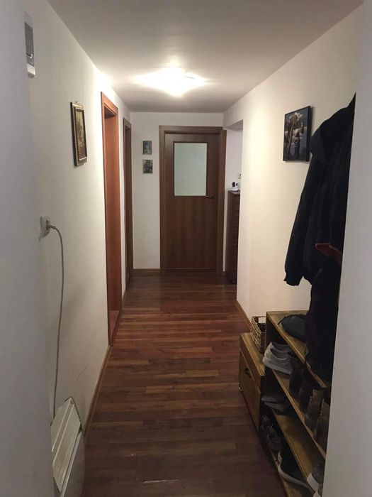 Продавам Партерен етаж 100 кв. м след основен ремонт!