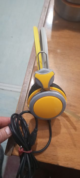 Навушник кампюторга тилфон