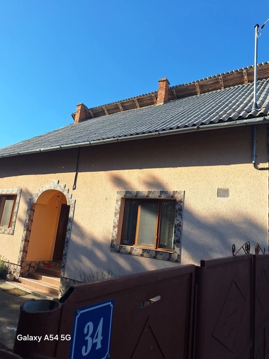 Vând casa in Șiria