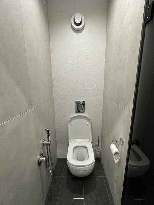 Дава се под наем Тристаен апартамент в Варна, Трошево - 100 кв.м за 1050 € - Снимка #12