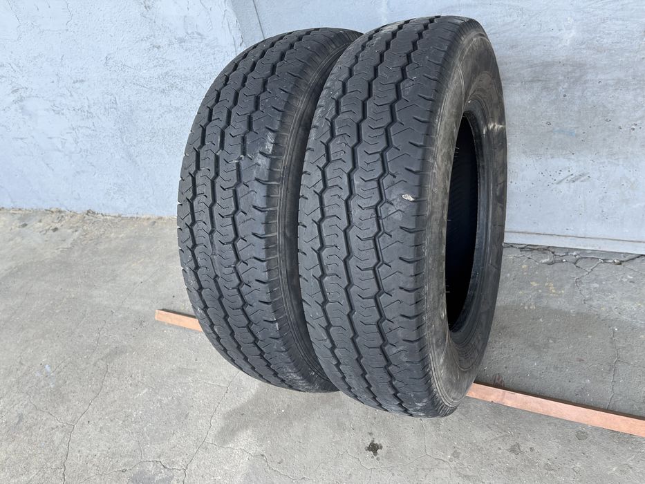 2 бр. гуми за бус 215/75/16C Sunfull DOT 0117 6-6,5 mm