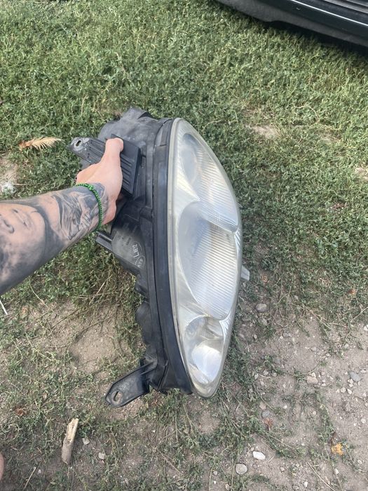 Vând far stranga mazda miata - nbfl