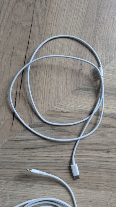 Cabluri de încărcare iPhone