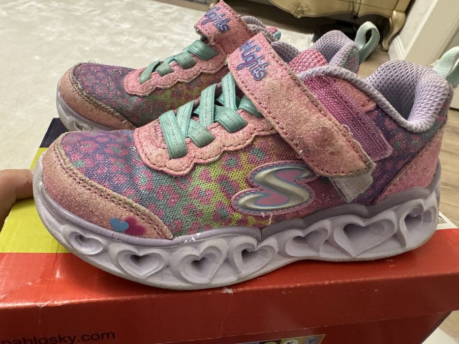 Skechers кроссовки для девочки