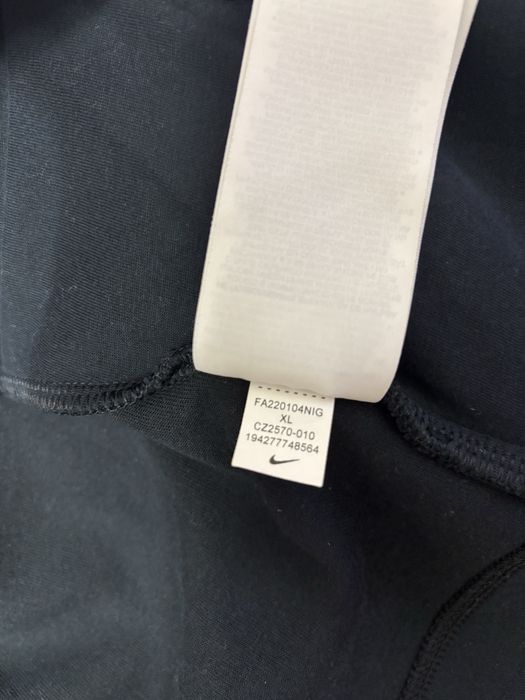 Nike tech оригинален