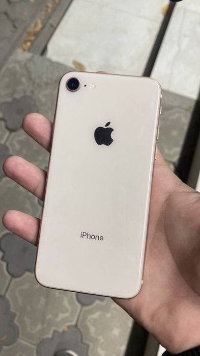 iphone 8 64 tali batareka 100 kop bomad alshkanga