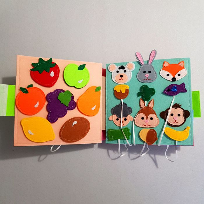 Carte fetru 20x20 cm 8 pagini