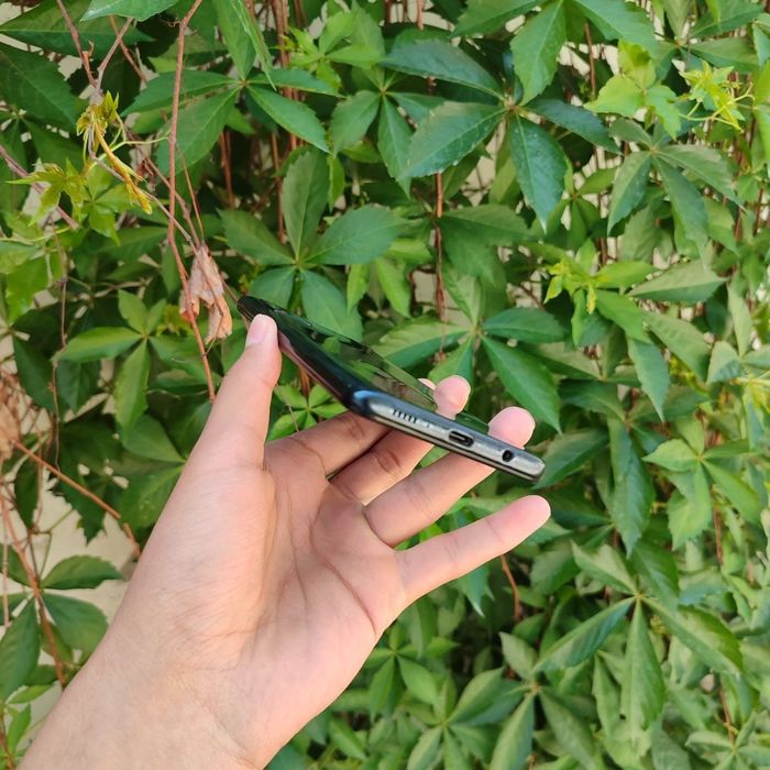 Samsung A51 sotiladi dastavka bor