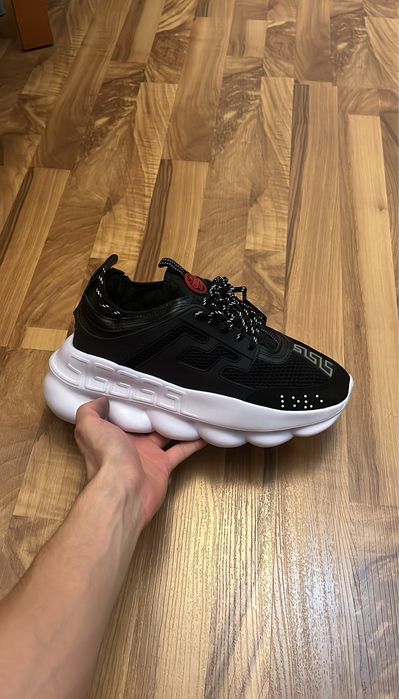 Versace chain reaction black and white