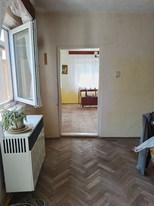 Vând casă str. Vasile Alecsandri. Nr. 7