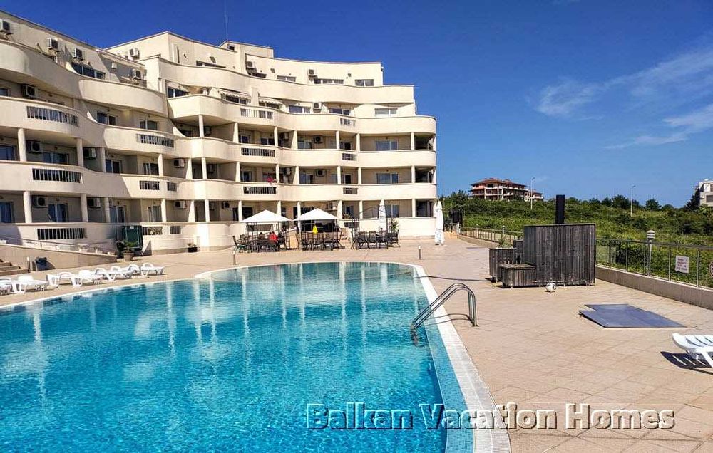 Продава се Двустаен апартамент в Бяла - 84 кв.м за 834 €/кв.м - Снимка #19