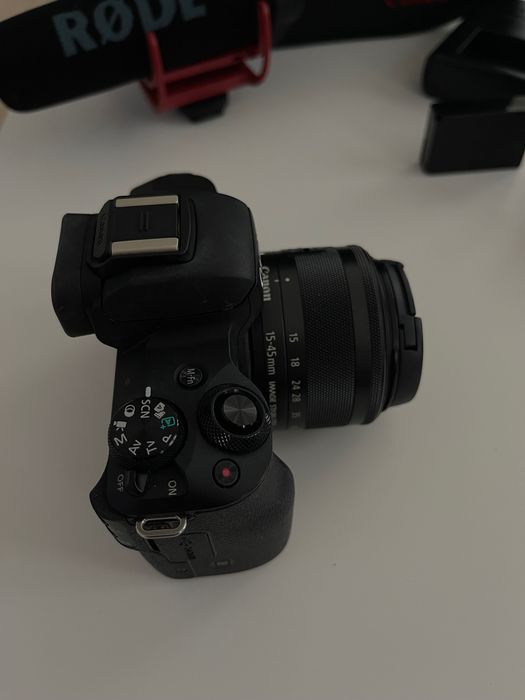 Фотоапарат Canon EOS M50