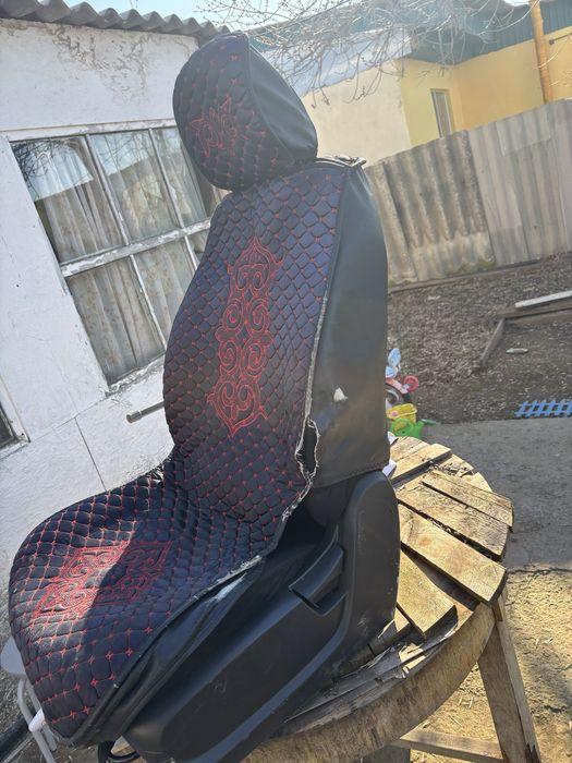 Продам кресла от лада веста