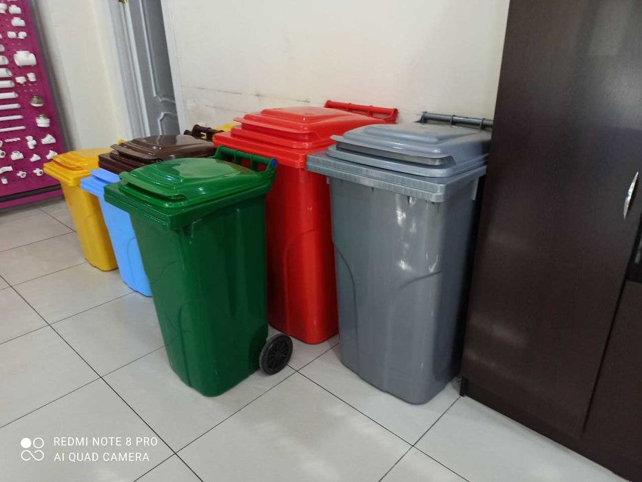 Мусорные баки урны контейнеры на колесах с крышкой по доступным ценам