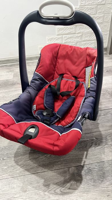 Продаю автолюльку