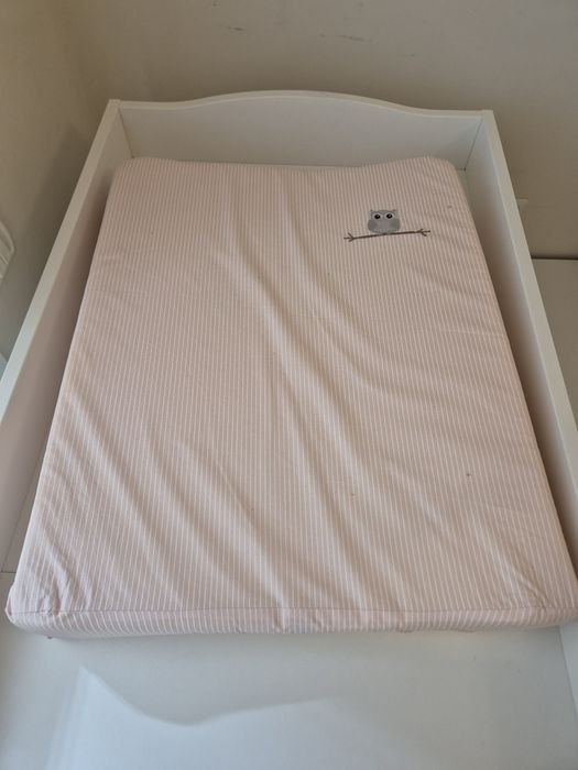 Masa de infasat+ etajera Ikea