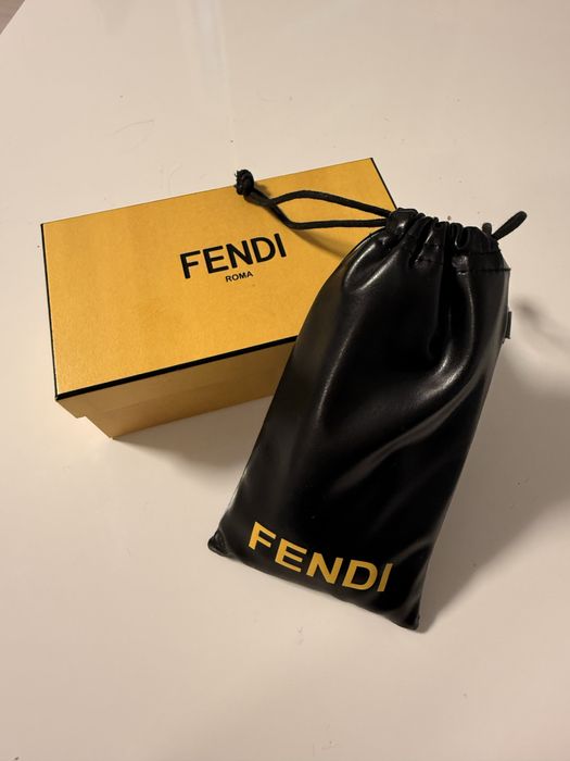 Оригинални слънчеви очила - Fendi