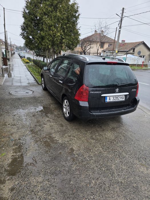 Продава се Пежо 307
