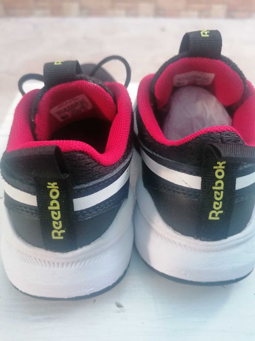 Детски оригинални маратонки 30 размер