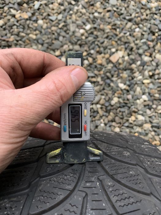 Anv m+s 235/55/17 Goodyear/Bridgestone