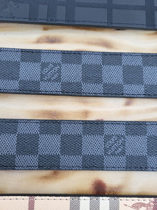 Curea Burberry / Louis Vuitton