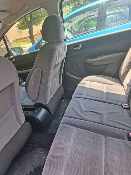 Обслужено Peugeot 307