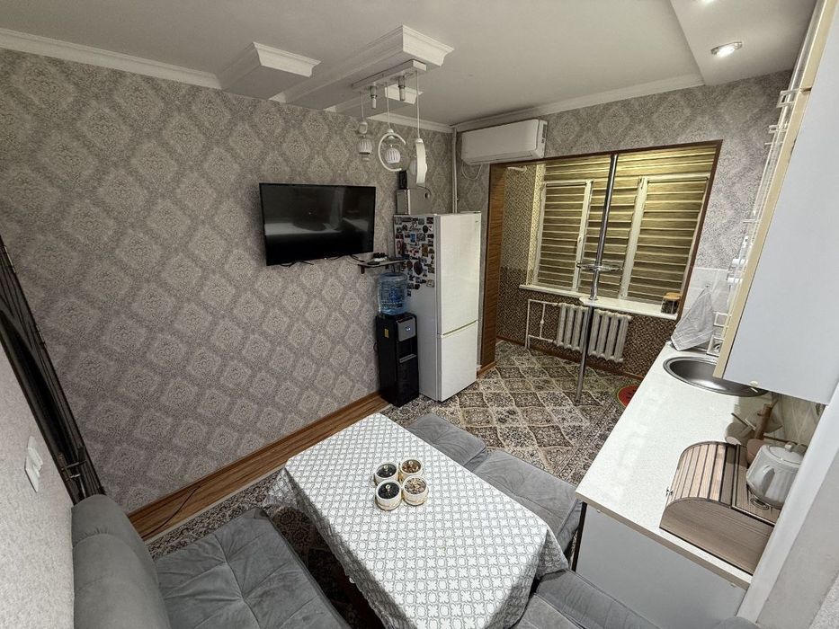 Srochna Sotiladi Algoritm Qizilasharq 2 xona Judayam zo'r lokatsiyada