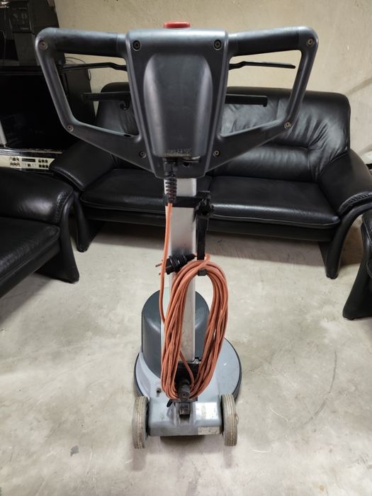 Еднодискова машина Nilfisk