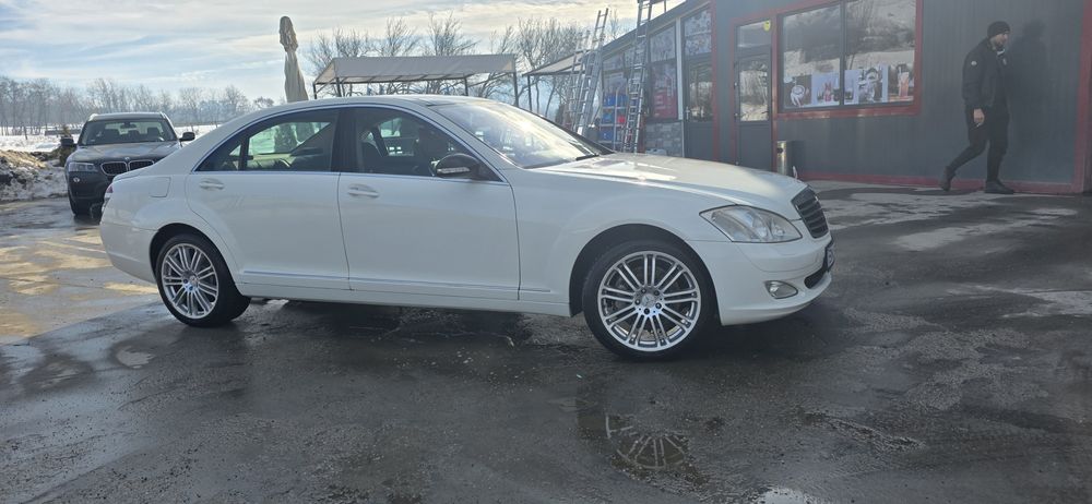 Vând Mercedes S Class w221 4matic long