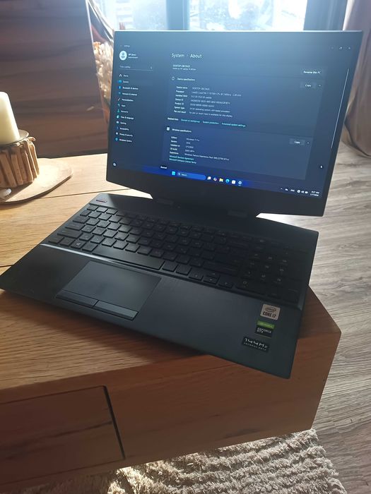 Продавам OMEN by HP 15-dh1xxx гейминг