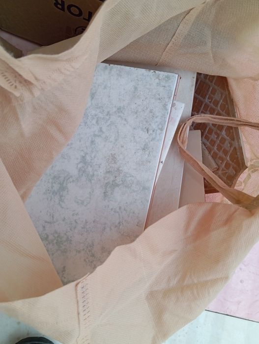 Продам кафель остатки