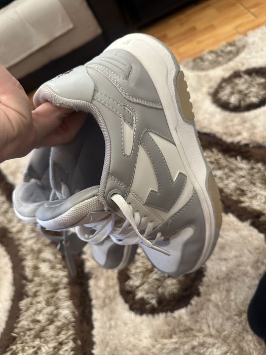 Off-White Out Off Office