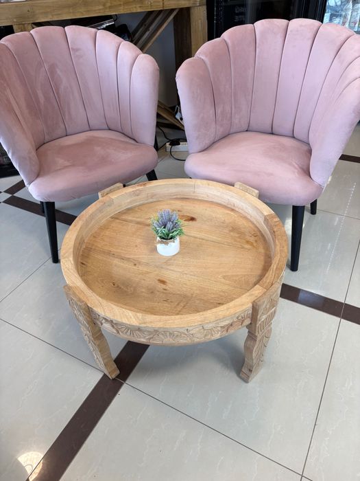 Продавам комплект маса + 2 стола – 200€