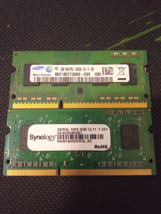 Продам 2 плашки на ноутбук