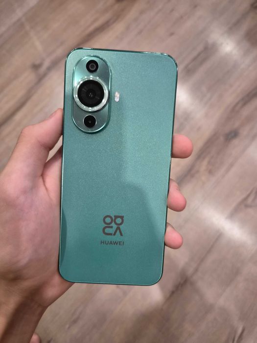Продам телефон Huawei nova 11