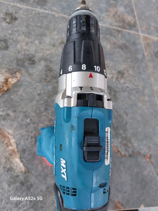 Bormasina cu percutie Makita