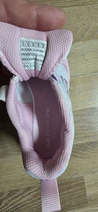Adidasi Skechers marime 30.